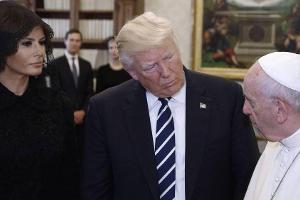 Papst Franziskus: Damit hätte auch Melania Trump nicht gerechnet