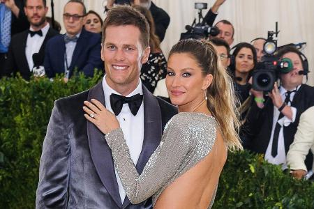Gisele Bündchen und Tom Brady sind seit 2009 verheiratet Gisele Bündchen und Tom Brady sind seit 2009 verheiratet