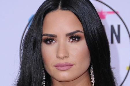 Demi Lovato muss in der Klinik bleiben