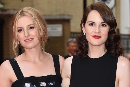 Laura Carmichael (l.) und Michelle Dockery werden als Edith Pelham und Mary Talbot im Kino zu sehen sein Laura Carmichael (l.) und Michelle Dockery werden als Edith Pelham und Mary Talbot im Kino zu sehen sein