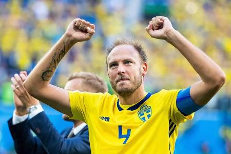 Schweden-Kapitän Andreas Granqvist freut sich über Töchterchen Nummer zwei Schweden-Kapitän Andreas Granqvist freut sich über Töchterchen Nummer zwei