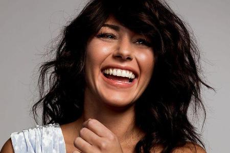 Sarah Lombardi hat sich mit neuer Musik zurückgemeldet Sarah Lombardi hat sich mit neuer Musik zurückgemeldet