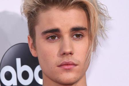 Justin Bieber auf dem roten Teppich in Los Angeles Justin Bieber auf dem roten Teppich in Los Angeles