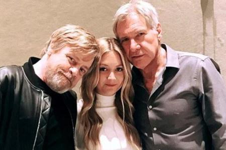 Billie Lourd mit den Billie Lourd mit den