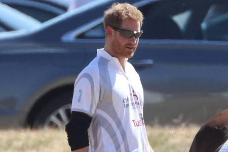 Ascot: Prinz Harry spielt Polo für den guten Zweck Ascot: Prinz Harry spielt Polo für den guten Zweck