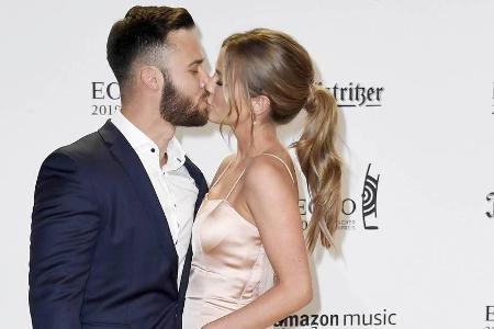 Liz Kaeber mit Freund Nick Maerker bei der Echo-Verleihung Liz Kaeber mit Freund Nick Maerker bei der Echo-Verleihung