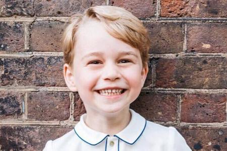 Zum Geburtstag gab es dieses neue Bild von Prinz George Zum Geburtstag gab es dieses neue Bild von Prinz George