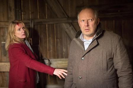 Die Kommissare Lindholm (Maria Furtwängler) und Borowski (Axel Milberg) im Die Kommissare Lindholm (Maria Furtwängler) und Borowski (Axel Milberg) im