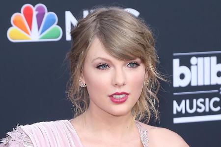 Taylor Swift wird in einer neuen Musical-Verfilmung mitspielen Taylor Swift wird in einer neuen Musical-Verfilmung mitspielen