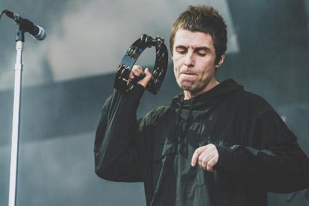 Liam Gallagher reist derzeit mit Tochter Molly und weiteren Familienmitgliedern durch Europa Liam Gallagher reist derzeit mit Tochter Molly und weiteren Familienmitgliedern durch Europa