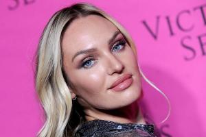 Candice Swanepoel: Keine Entschuldigung für After-Babybäuchlein