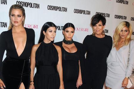Ihr Gerede kommt nicht überall gut an: Khloé, Kourtney und Kim Kardashian sowie Kris und Kylie Jenner (von li.) Ihr Gerede kommt nicht überall gut an: Khloé, Kourtney und Kim Kardashian sowie Kris und Kylie Jenner (von li.)