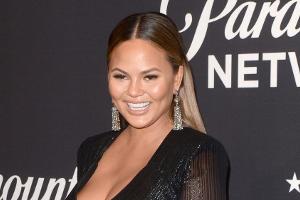 Chrissy Teigen am 18. Januar 2018 bei einer Veranstaltung in Los Angeles