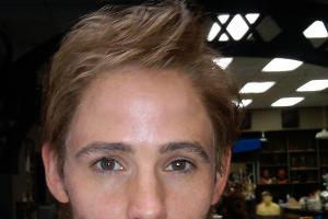 Totalveränderung: Welche Hollywood-Schönheit ist das?