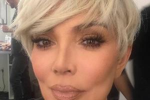Kris Jenner: Mit 62 wird sie zur heißen Blondine