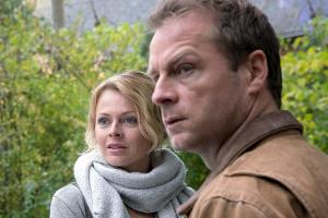 "Nord bei Nordwest: Sandy": Sandy (Isabell Gerschke) und Hauke (Hinnerk Schönemann) kennen sich aus alten Tagen