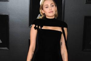 Hannah Montana ist zurück: Miley Cyrus ganz brav bei den Grammys