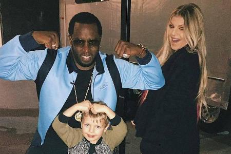 Sängerin Fergie hat in Sohn Axl und Musiker P. Diddy zwei starke Beschützer gefunden Sängerin Fergie hat in Sohn Axl und Musiker P. Diddy zwei starke Beschützer gefunden