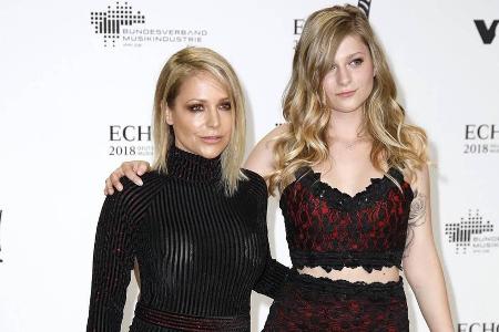 Michelle mit ihrer Tochter Marie beim Echo 2018