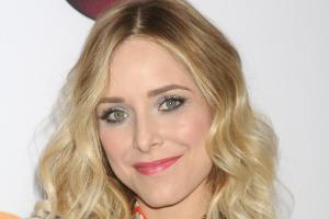 Schockdiagnose! Jenny Mollen hat vermutlich die Graves-Krankheit