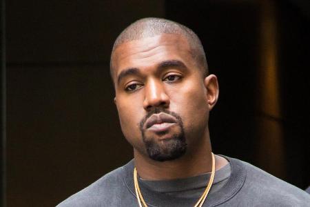 Kanye West bei einem Auftritt in New York City Kanye West bei einem Auftritt in New York City