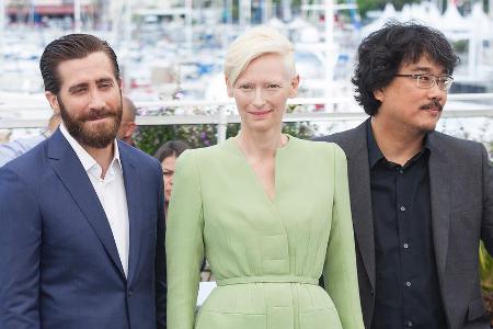 Jake Gyllenhaal und Tilda Swinton durften 2017 mit dem Netflix-Film Jake Gyllenhaal und Tilda Swinton durften 2017 mit dem Netflix-Film