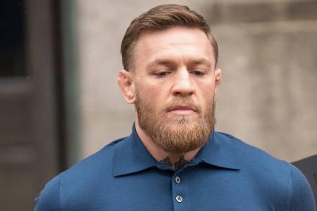 MMA-Boxstar Conor McGregor bei seiner Verhaftung in New York MMA-Boxstar Conor McGregor bei seiner Verhaftung in New York