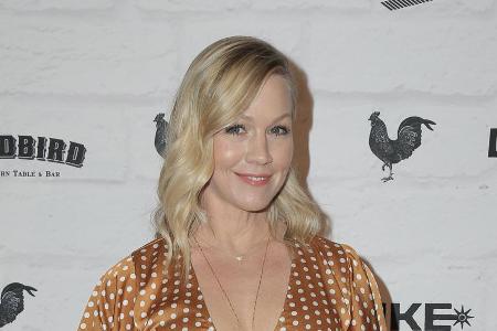 Jennie Garth ist auch ihren dritten Ehemann wieder los Jennie Garth ist auch ihren dritten Ehemann wieder los