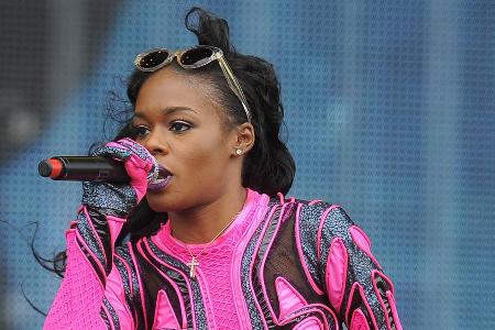 Was hat die Sängerin Azealia Banks vergangenen Wochenende wirklich durchgemacht? Was hat die Sängerin Azealia Banks vergangenen Wochenende wirklich durchgemacht?