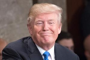"Kompletter Beschiss": Donald Trump teilt gegen Stormy Daniels aus