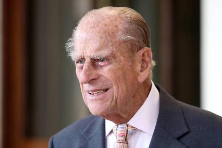 Prinz Philip soll seine Hüftoperation gut verkraftet haben Prinz Philip soll seine Hüftoperation gut verkraftet haben
