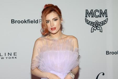 Zieht sich Bella Thorne von den sozialen Medien zurück? Zieht sich Bella Thorne von den sozialen Medien zurück?