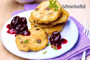 Leckeres Frühstück: Apfel-Pflaumen-Pancakes