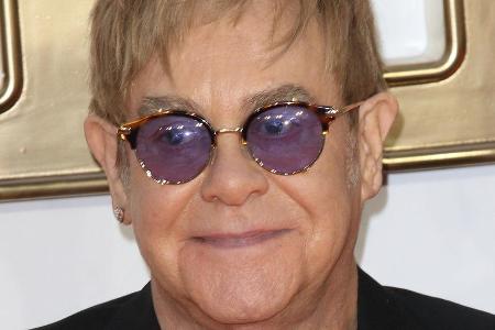 Sir Elton John hatte ein schwieriges Verhältnis zu seiner Mutter Sheila Farebrother Sir Elton John hatte ein schwieriges Verhältnis zu seiner Mutter Sheila Farebrother