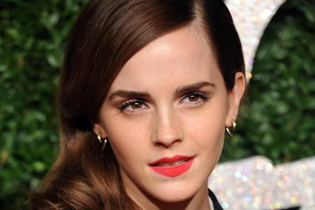 Emma Watson hat einen Hilfsfonds für Opfer von sexueller Belästigung gegründet Emma Watson hat einen Hilfsfonds für Opfer von sexueller Belästigung gegründet