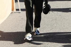 Fashionistas sind verrückt nach diesem Sneaker-Trend
