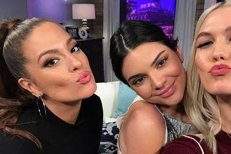 Follower und Likes sind mittlerweile das Kapital von Models wie Ashley Graham, Kendall Jenner und Karlie Kloss (v.l.n.r.) Follower und Likes sind mittlerweile das Kapital von Models wie Ashley Graham, Kendall Jenner und Karlie Kloss (v.l.n.r.)