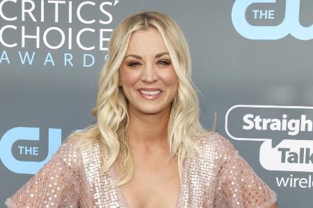 Neben der Schauspielerei engagiert sich Kaley Cuoco aktiv für den Tierschutz Neben der Schauspielerei engagiert sich Kaley Cuoco aktiv für den Tierschutz