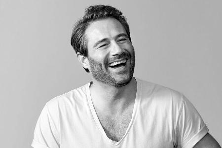Sasha singt auf seinem neuen Album erstmals komplett auf Deutsch Sasha singt auf seinem neuen Album erstmals komplett auf Deutsch