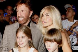 Chuck Norris: Jetzt verklagt er auch Sony und CBS