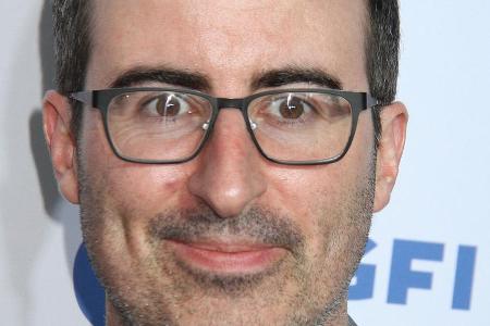 Teilt immer wieder gegen US-Unternehmen aus: Comedian John Oliver Teilt immer wieder gegen US-Unternehmen aus: Comedian John Oliver