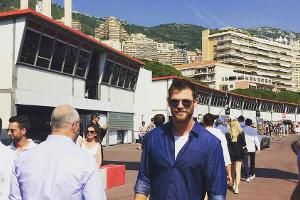 Promi-Auflauf in Monaco: Auch Thor schaut Formel 1