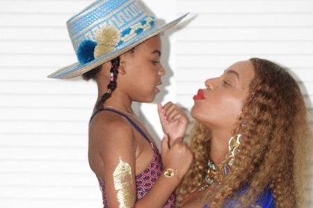 Der Countdown läuft: Bald dürfen sich Beyoncé und Tochter Blue Ivy über Nachwuchs freuen Der Countdown läuft: Bald dürfen sich Beyoncé und Tochter Blue Ivy über Nachwuchs freuen