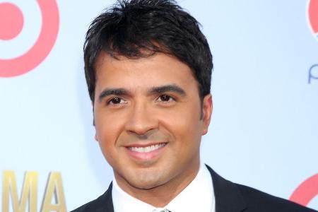 Luis Fonsi heißt eigentlich Luis Alfonso Rodríguez López-Cepero Luis Fonsi heißt eigentlich Luis Alfonso Rodríguez López-Cepero