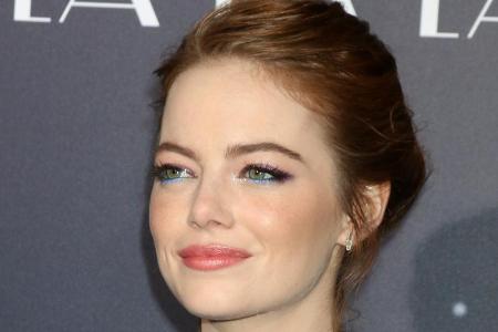 Emma Stone hat sich für einen jungen Fan eine ganz besondere Überraschung einfallen lassen... Emma Stone hat sich für einen jungen Fan eine ganz besondere Überraschung einfallen lassen...