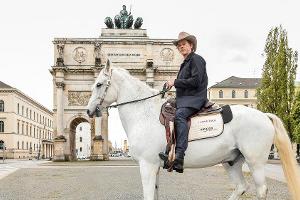 Sex, Drama und ein Lämmchen: Kevin Bacon mit "I Love Dick" in München