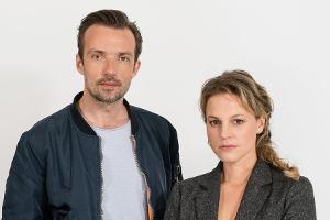 Maria Simon und Lucas Gregorowicz über den Muttertag