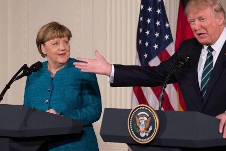Hier treffen Gegensätze aufeinander: Angela Merkel und Donald Trump Hier treffen Gegensätze aufeinander: Angela Merkel und Donald Trump