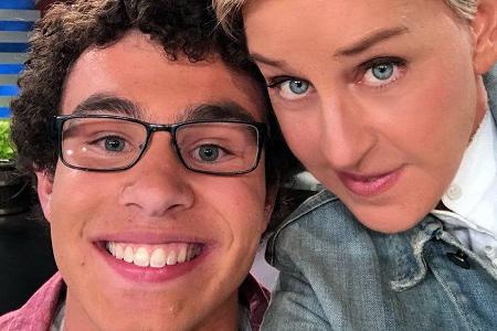 Carter Wilkerson zu Gast in der Talkshow seiner Rivalin Ellen DeGeneres Carter Wilkerson zu Gast in der Talkshow seiner Rivalin Ellen DeGeneres