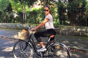 Ex-Tennisstar Ana Ivanovic ist natürlich auch im Alltag sportlich unterwegs